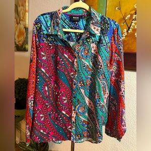 Maeve by Anthropologie beautiful longsleeve button down shirt size L
